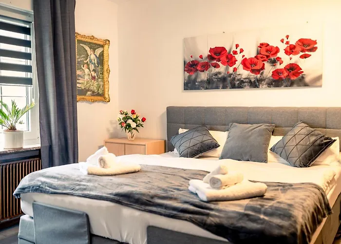 Truth Fuer 5 - King Size Betten, Kamin, Garten, Xxl Couch, Smart-tv شقة *