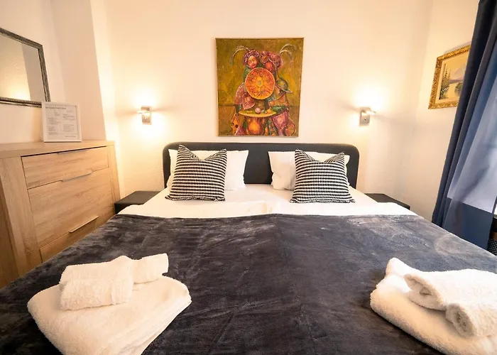 Truth Fuer 5 - King Size Betten, Kamin, Garten, Xxl Couch, Smart-tv