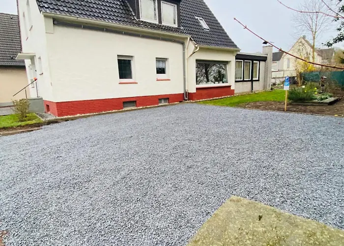 شقة Truth Fuer 5 - King Size Betten, Kamin, Garten, Xxl Couch, Smart-tv دورتموند