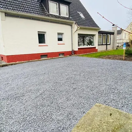 Apartamento Truth Fuer 5 - King Size Betten, Kamin, Garten, Xxl Couch, Smart-tv Dortmund