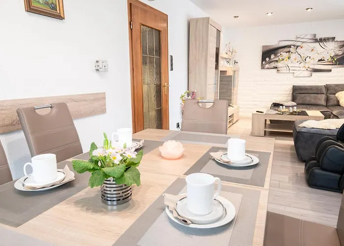 Apartman Truth Fuer 5 - King Size Betten, Kamin, Garten, Xxl Couch, Smart-tv Dortmund